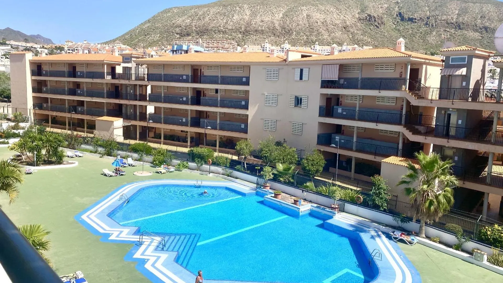 Summerland Paradise By Deihu Experiences Los Cristianos  Daire